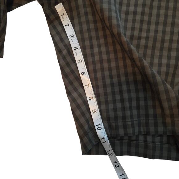 Under Armour Golf Shorts Performance Chino Checkered Plaid Olive Green sz 40 - Picture 10 of 12